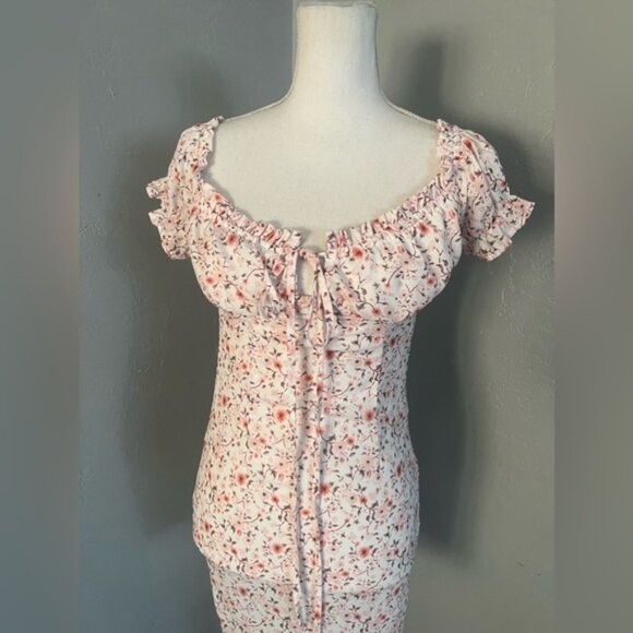 O. Vianca Off the Shoulder Floral Mini-Dress.  Size M - Picture 2 of 10